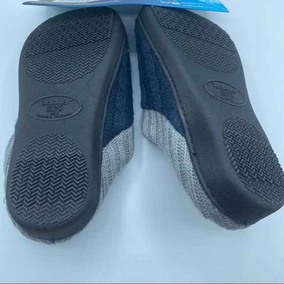 Isotoner Women’s Sweater Becca Slippers Size Small - Picture 4 of 7